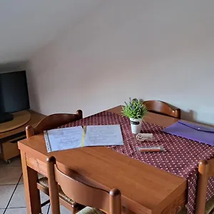 Casa Paola - Stazione 400 Mt - Free Wifi Appartamento Arcore